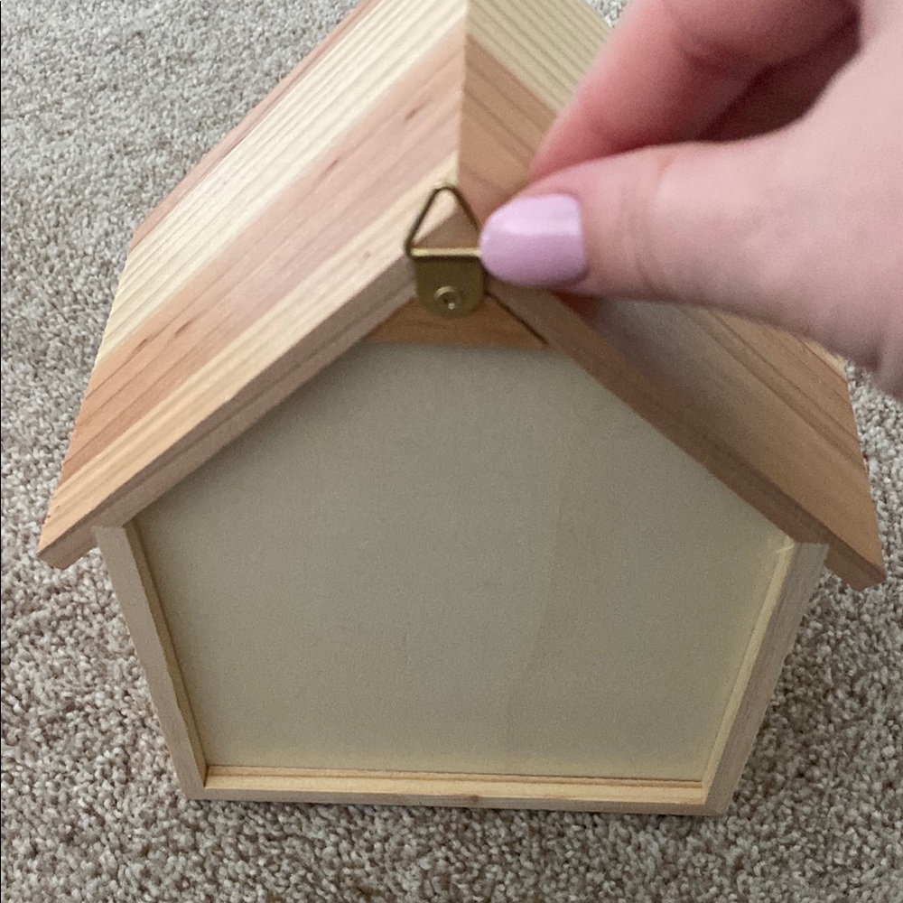 Wooden Honeycomb Bee House! 🏡🐝 - Picture 3 of 4
